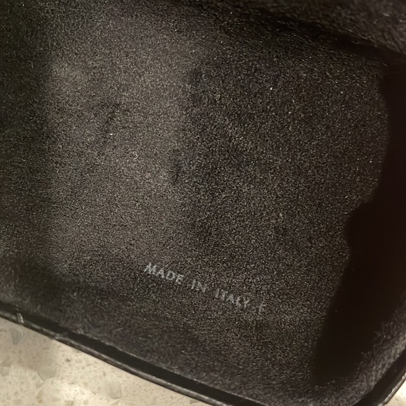 CHANEL SUNGLASSES - Picture 8 of 11